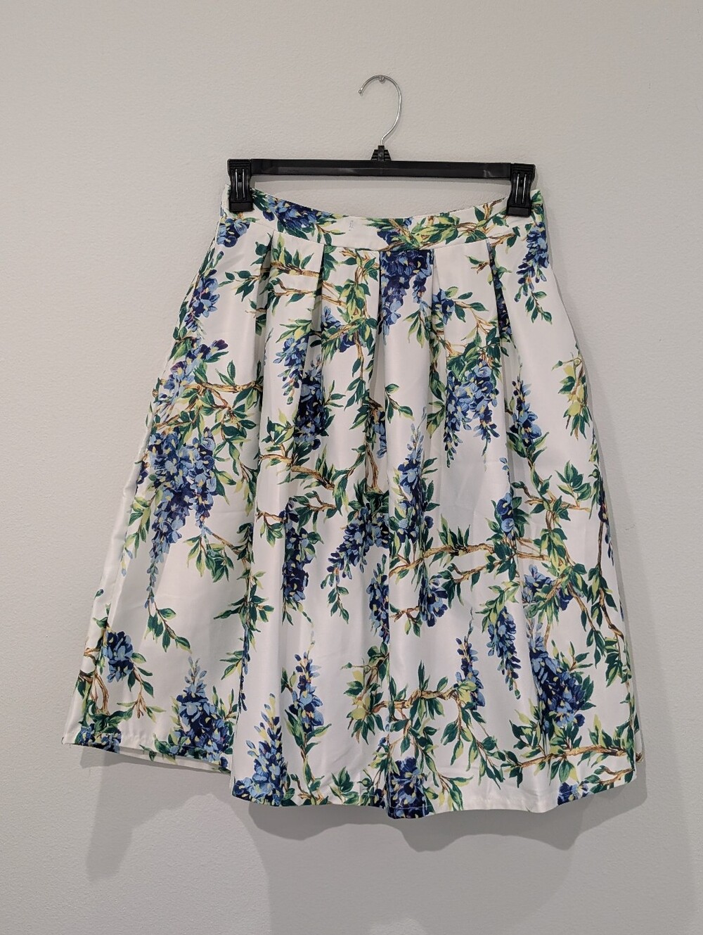 Miss Finch Floral Wisteria Print Midi Skirt With Pockets